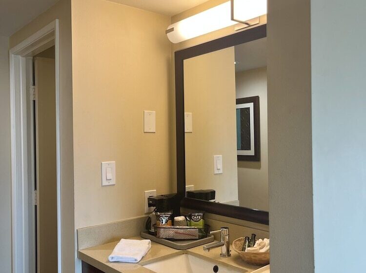 스탠다드 룸 더블 침대, Huntington Beach Inn