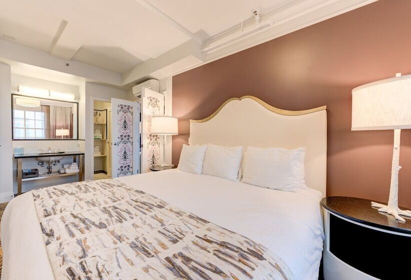 جناح مزوَّد بشرفة, Inn At The Park