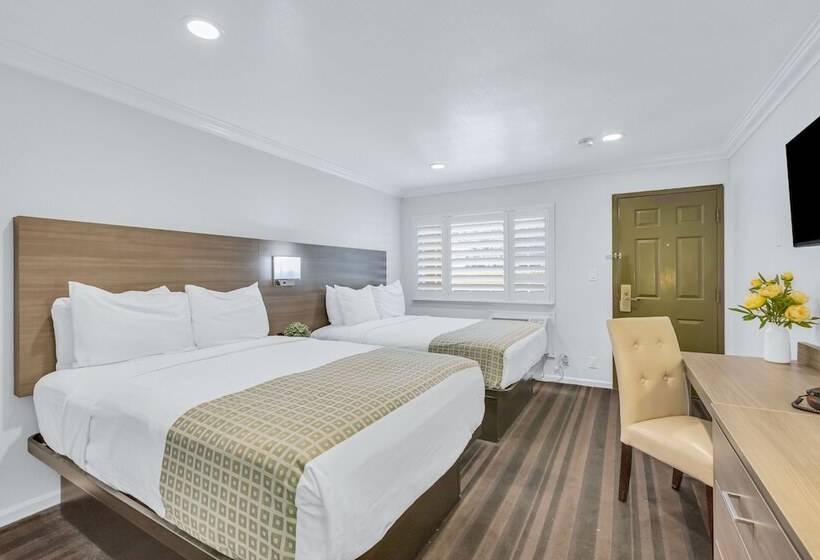 חדר סטנדרט שתי מיטות זוגיות, Napa Valley Hotel & Suites