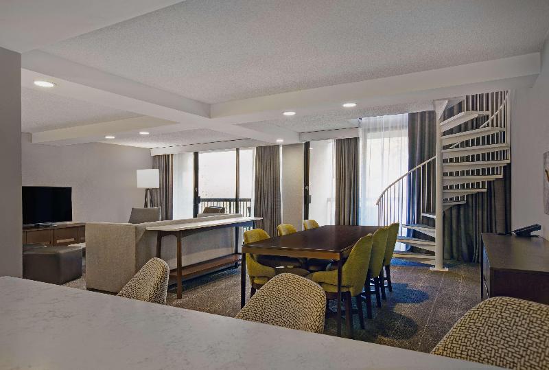Люкс Кровать Кинг, Hilton Peachtree City Atlanta Hotel & Conference Center