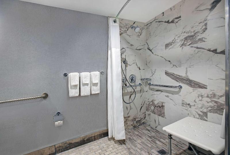 غرفة قياسية سرير كينج, Hilton Peachtree City Atlanta Hotel & Conference Center