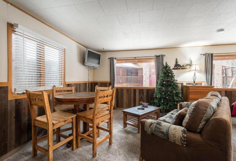 استودیو استاندارد با تخت کینگ, Ponderosa Lodge