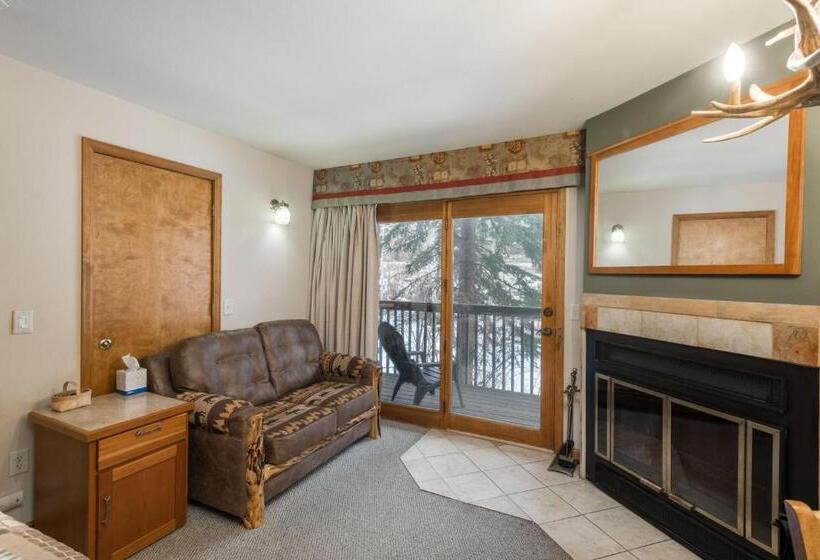 اتاق استاندارد با بالکن, Ponderosa Lodge