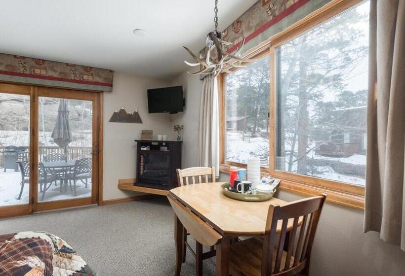 اتاق اکونومی, Ponderosa Lodge