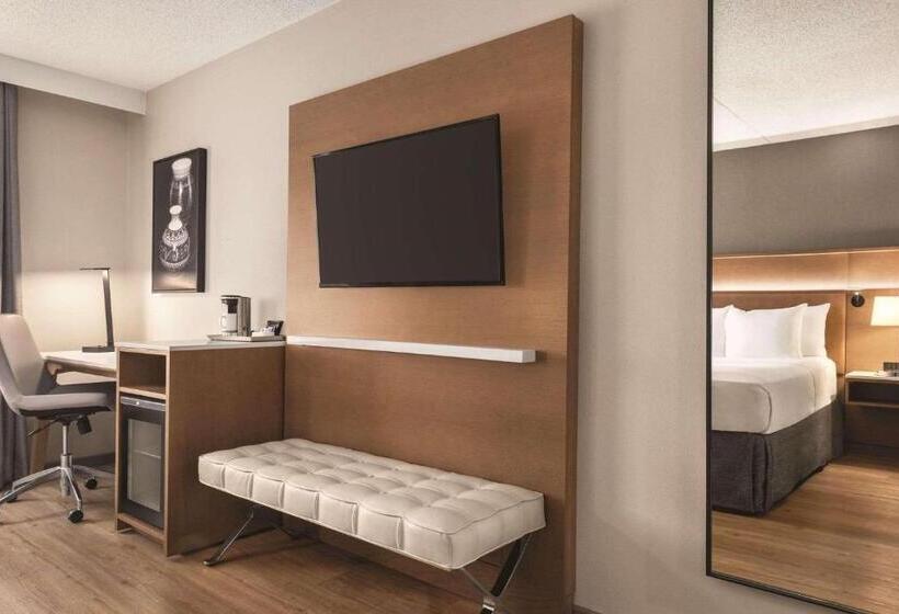 غرفة بريميوم, Oneida Casino