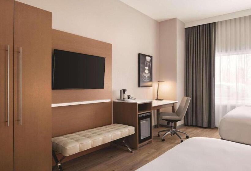 غرفة بريميوم, Oneida Casino