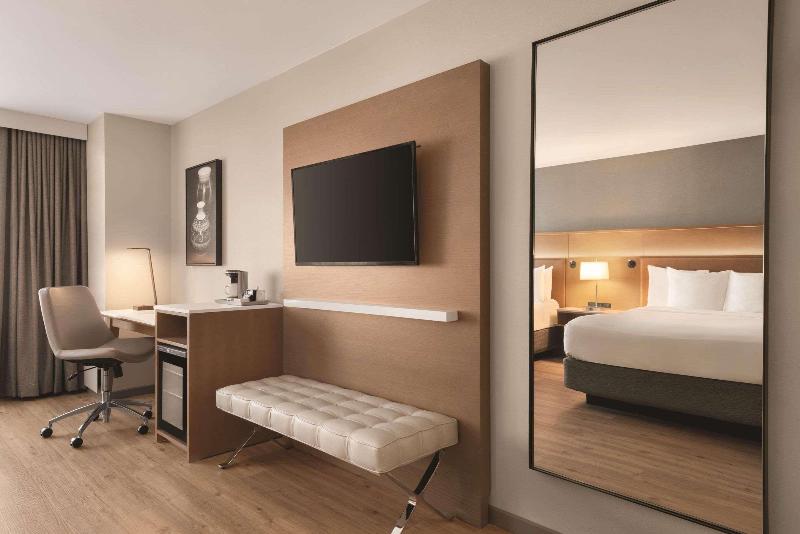 غرفة بريميوم, Oneida Casino