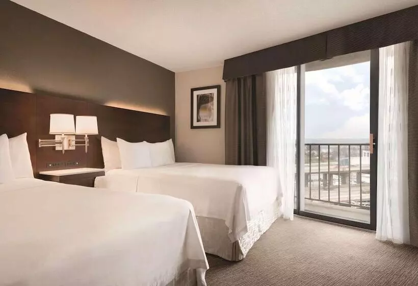 シティビュープレミアムルーム, Radisson Hotel Cincinnati Riverfront