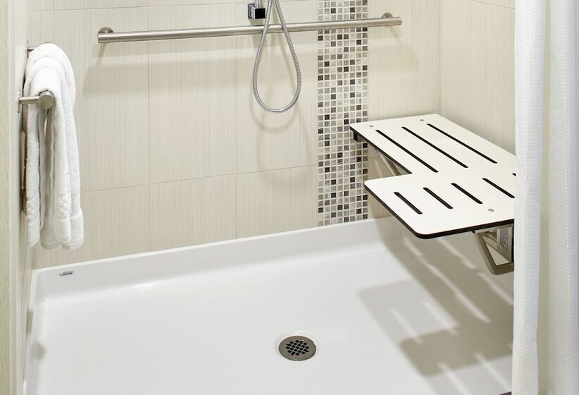 غرفة قياسية سرير مزدوج, Raleigh Marriott Crabtree Valley