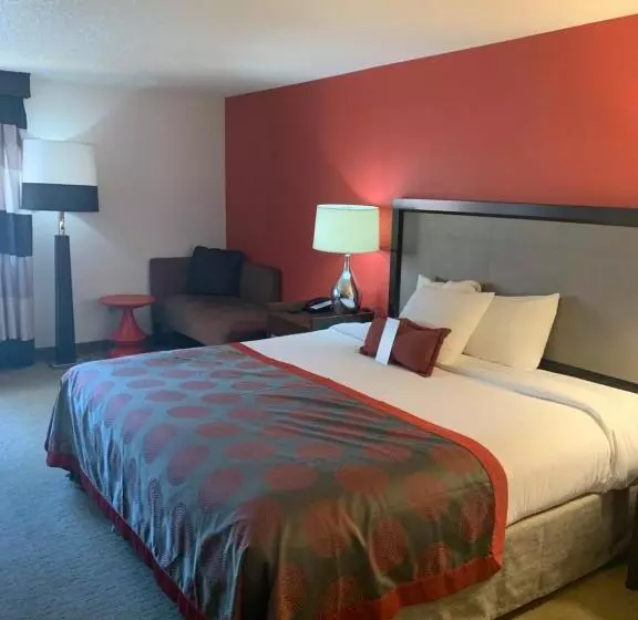 اتاق استاندارد با تخت بزرگ, Ramada By Wyndham Marquette