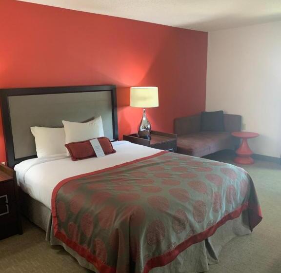 غرفة قياسية لذوى الاحتياجات الخاصة, Ramada By Wyndham Marquette