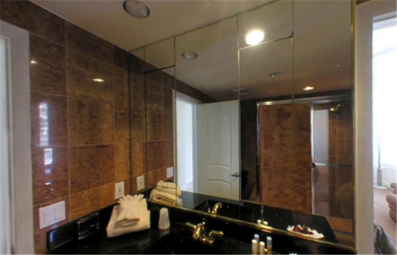 スタンダードスタジオ, Ocean Manor Beach Resort