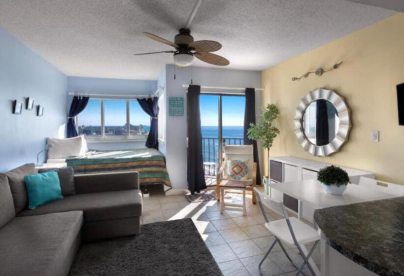 标准工作室, Palace Resort