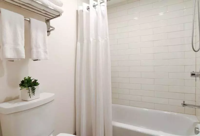 سوییت خانوادگی, Oxford Suites Pismo Beach