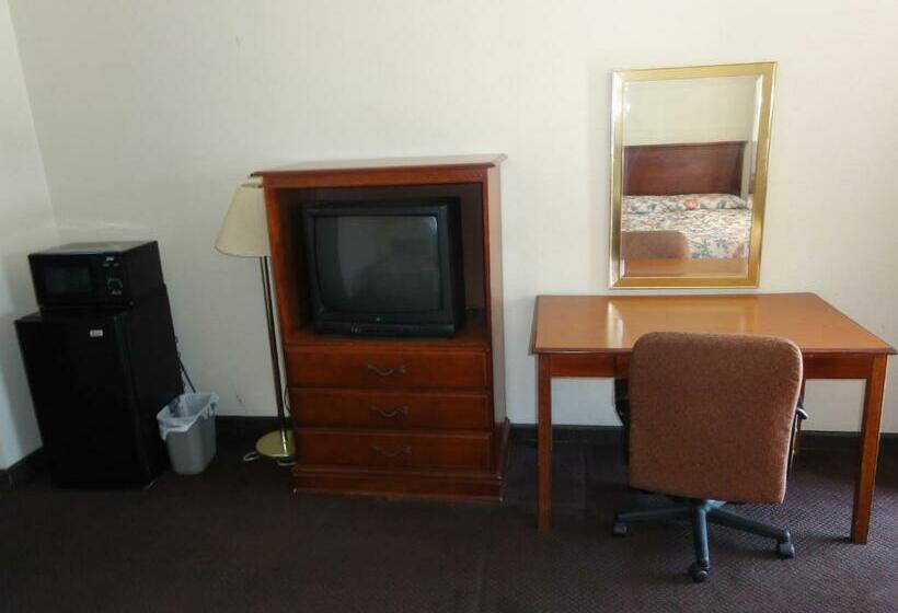 Номер Стандарт, Budget Inn Selma