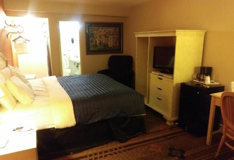 غرفة قياسية سرير كينج لذوى الإحتياجات الخاصة, Days Inn By Wyndham Hot Springs