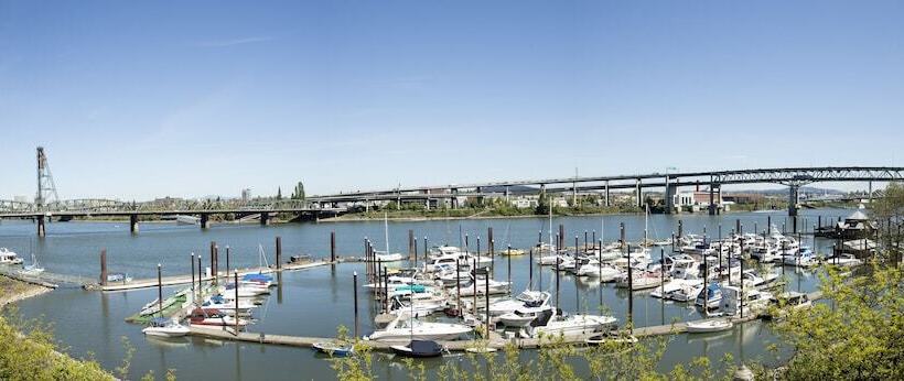 جناح, Kimpton Riverplace Hotel, An Ihg