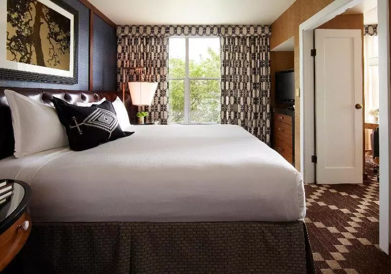 سوئیت اجرایی با تخت کینگ, Kimpton Riverplace Hotel, An Ihg