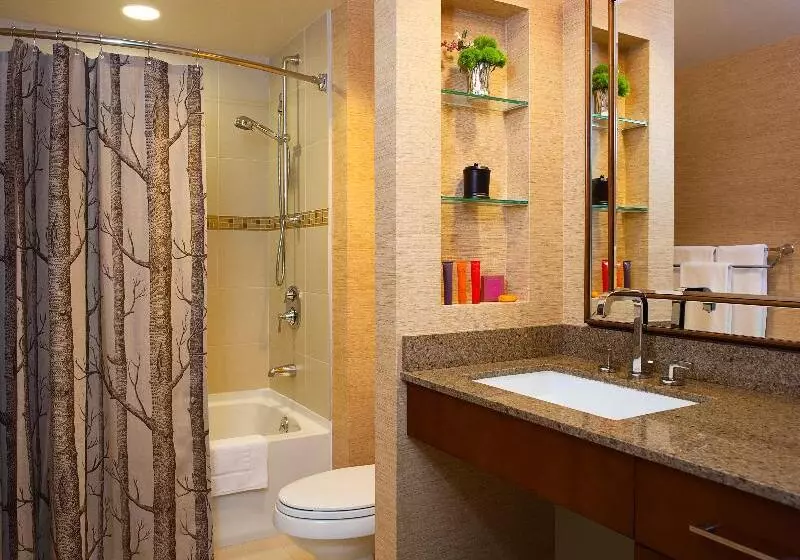 اتاق لوکس, Kimpton Riverplace Hotel, An Ihg
