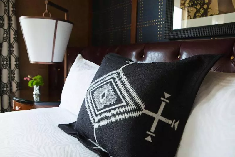 اتاق لوکس, Kimpton Riverplace Hotel, An Ihg