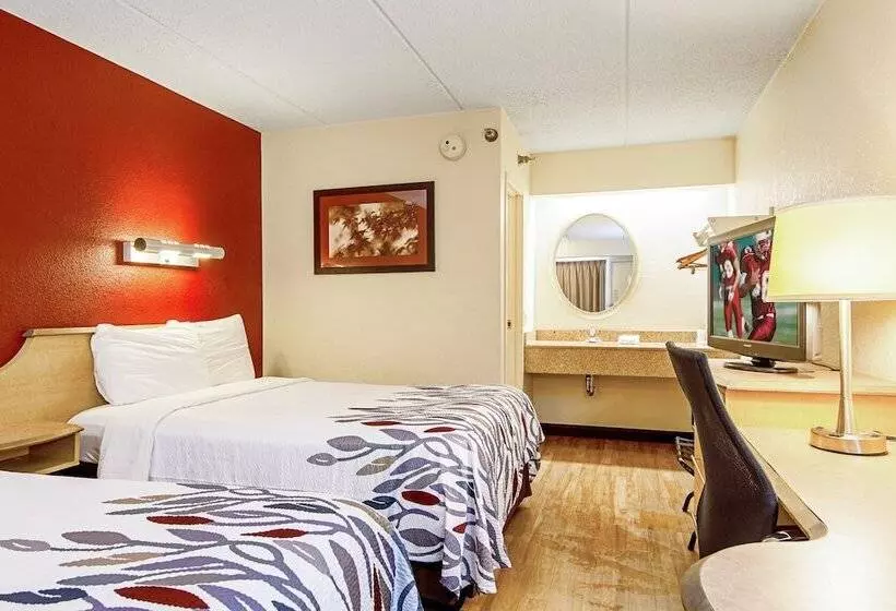 اتاق استاندارد با 2 تخت دوبل, Red Roof Inn Greensboro Coliseum