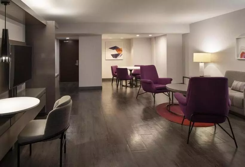 キングサイズベッドのスイートルーム, San Francisco Marriott Marquis Union Square