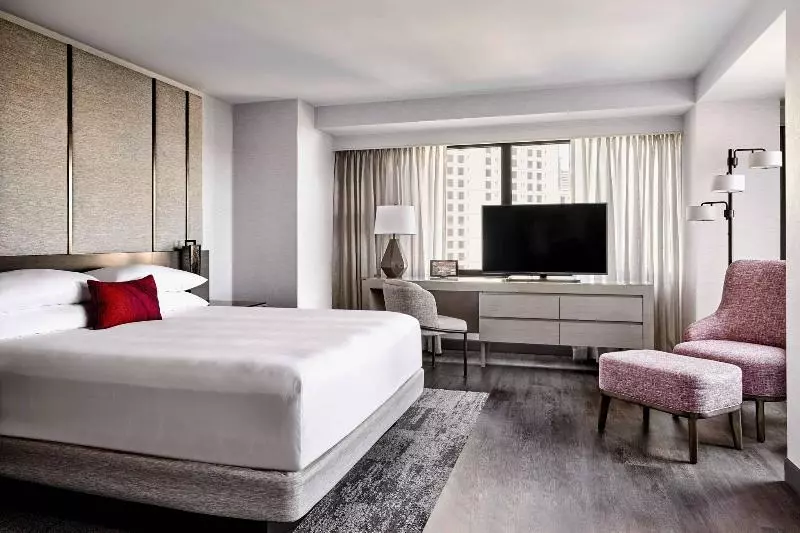 キングサイズベッドのスタンダードルーム, San Francisco Marriott Marquis Union Square