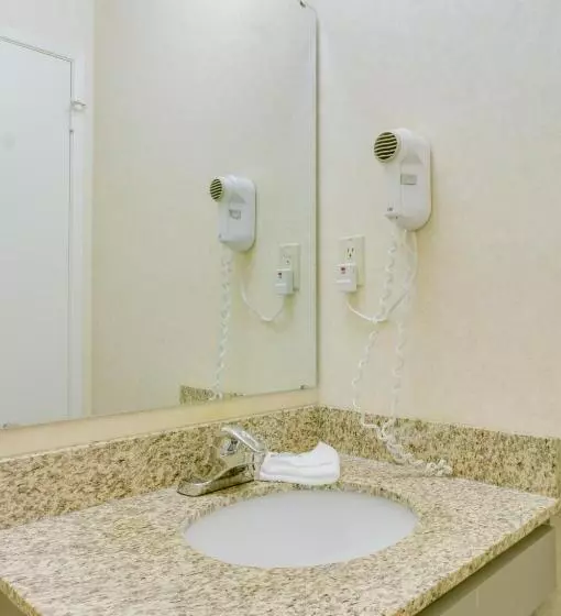 ダブルベッドのスタンダードスタジオ, Travelodge By Wyndham San Francisco Bay