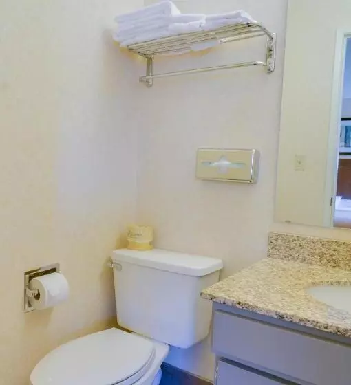 ２ダブルベッドのスタンダードルーム, Travelodge By Wyndham San Francisco Bay