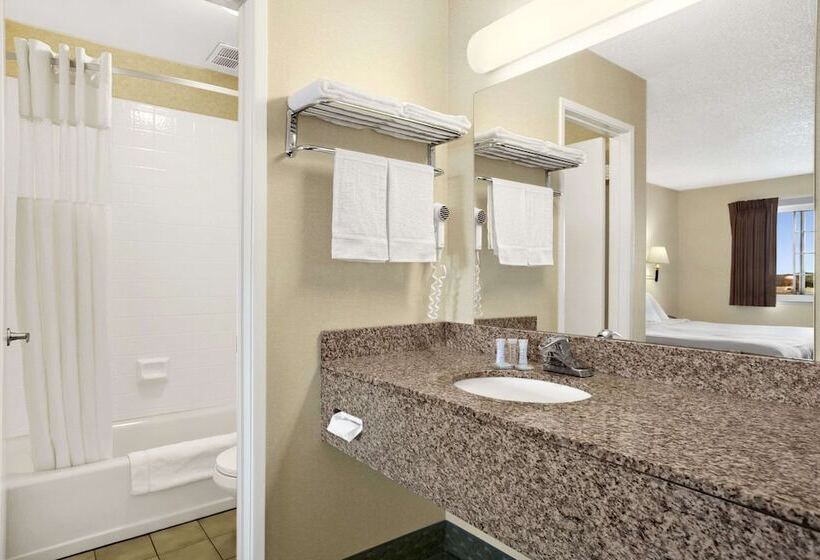 Номер Стандарт 2 Двуспальные Кровати, Travelodge By Wyndham San Francisco Bay