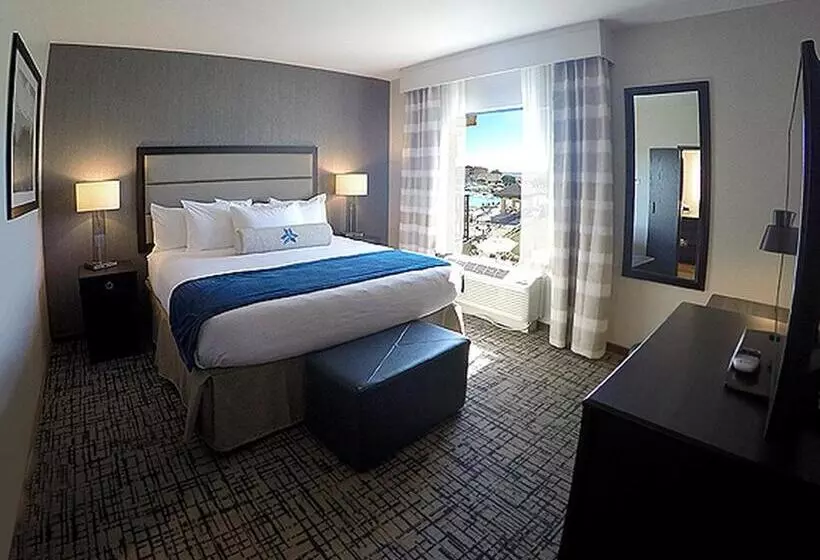 キングサイズベッドのスタンダードルーム, Shangri La Resort