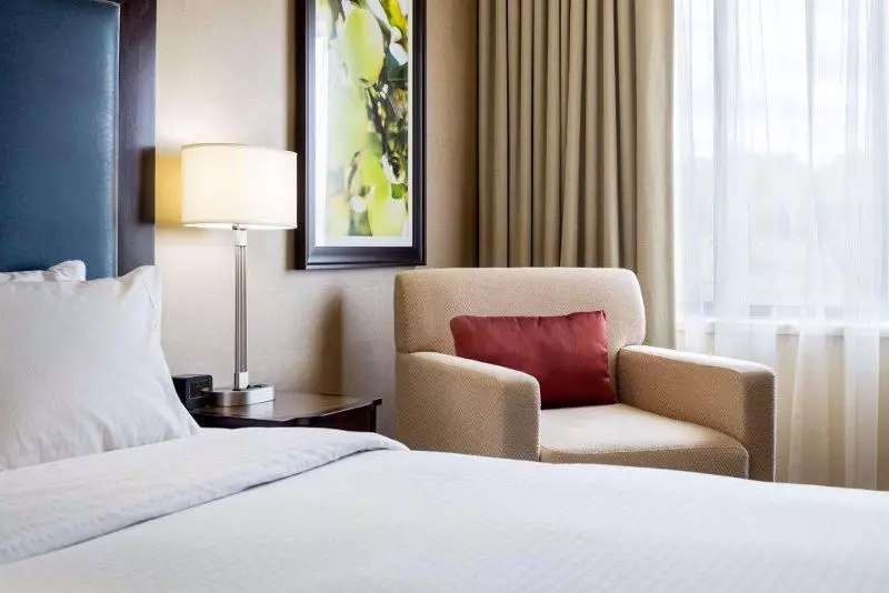 キングサイズベッドのスタンダードルーム, Doubletree By Hilton Hotel Leominster