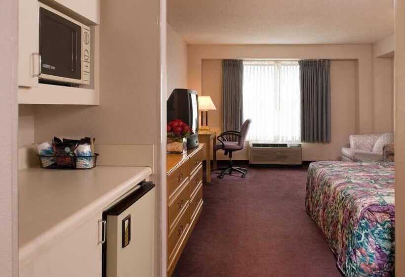 اتاق خانوادگی, Ramada By Wyndham Nashville/music Valley