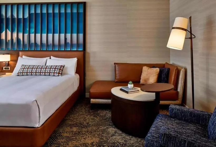 اتاق استاندارد برای معلولان, Renaissance Dallas