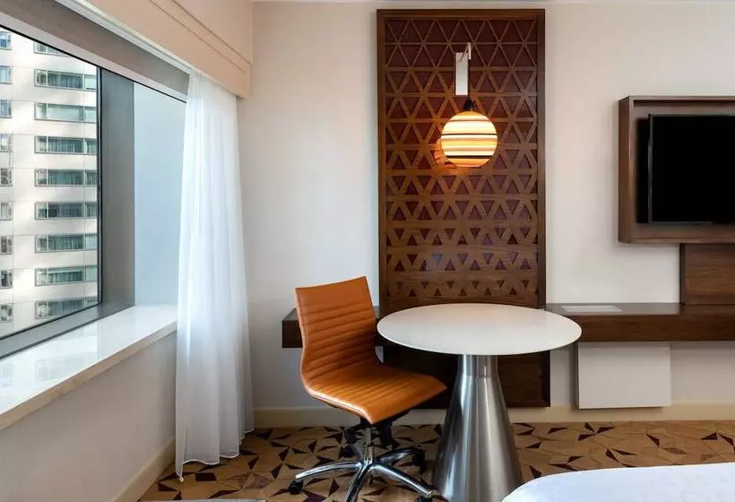 اتاق دلوکس مخصوص معلولین, Sheraton Grand Seattle