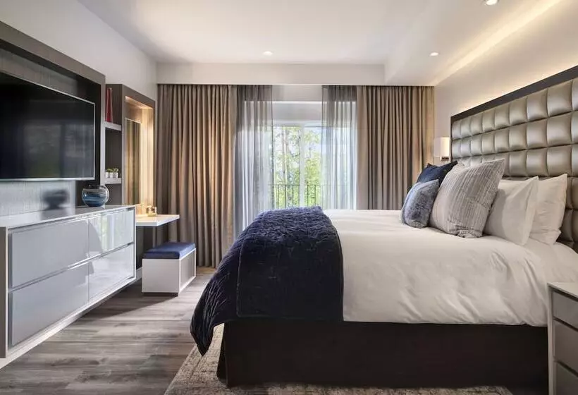 ویلای لوکس 1 خوابه, Sunset Marquis