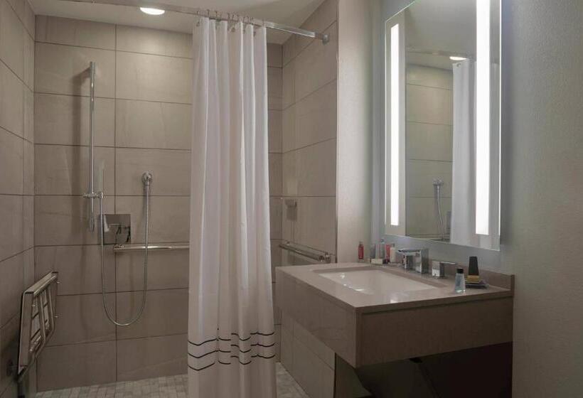 クイーンサイズベッドのスタンダードルーム, Winstonsalem Marriott