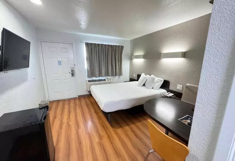 اتاق استاندارد, Motel 6 Ontario Airport