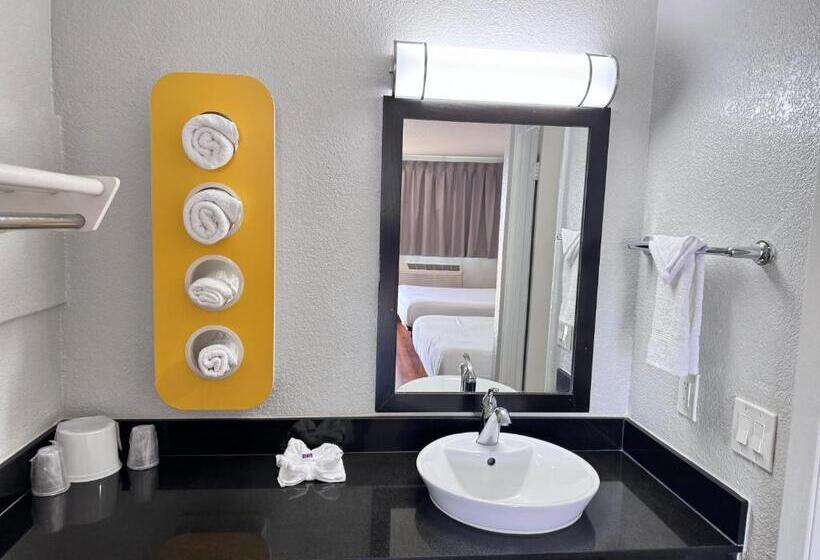 4인용 스탠다드 룸, Motel 6 Ontario Airport