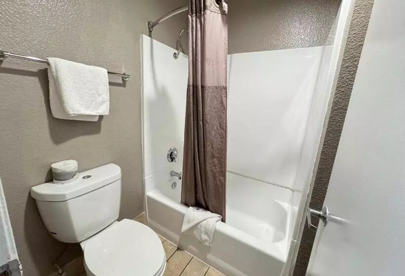 اتاق استاندارد چهار تخته, Motel 6 Ontario Airport
