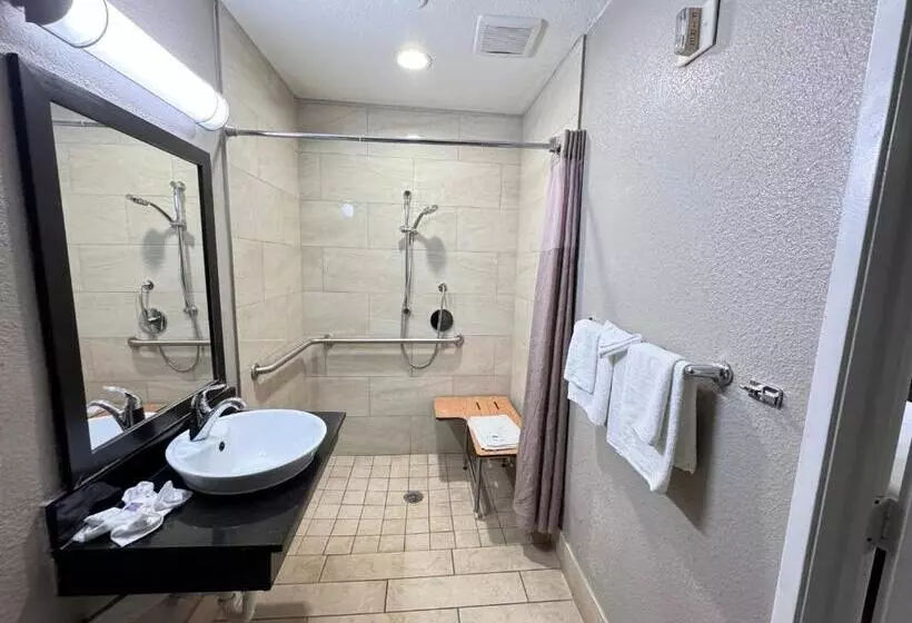 اتاق استاندارد برای معلولان, Motel 6 Ontario Airport