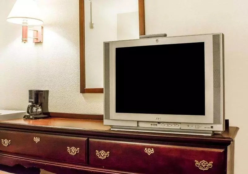 スタンダードルーム, Rodeway Inn Winslow I40