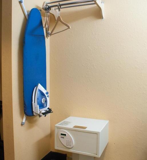 标准间, Super 8 By Wyndham Indio