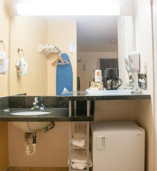 标准间, Super 8 By Wyndham Indio