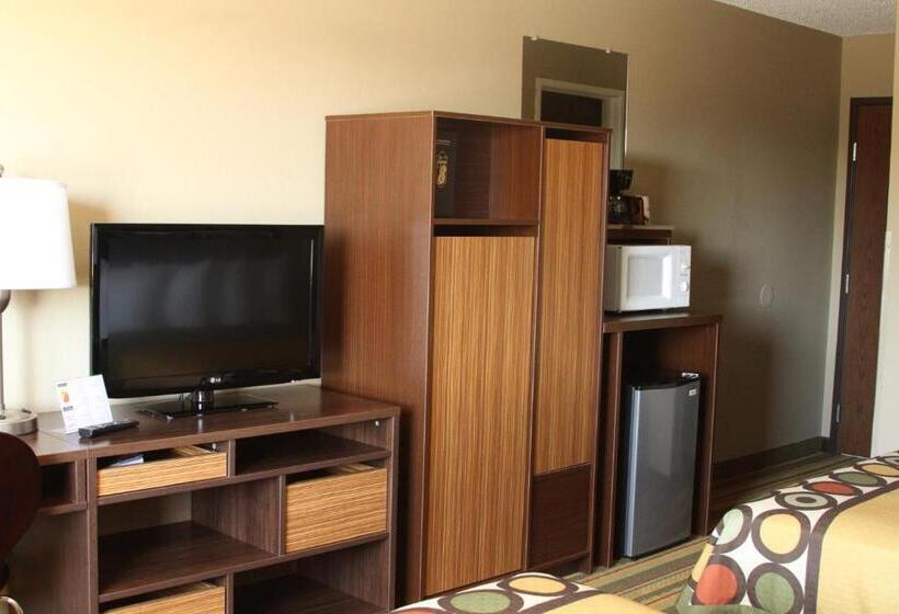 غرفة قياسية سرير كينج لذوى الإحتياجات الخاصة, Super 8 By Wyndham Montrose