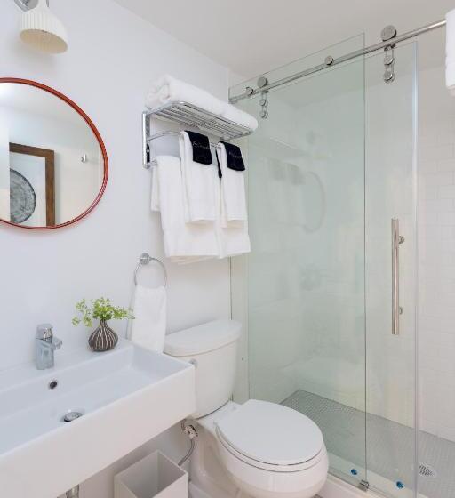 سوئیت 2 خوابه, Field Guide Lodge