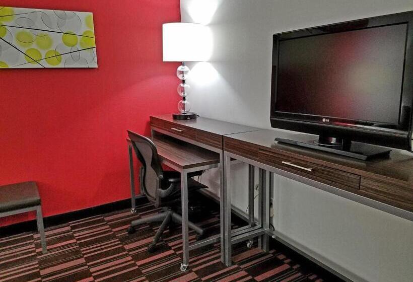 Люкс Кровать Кинг, Holiday Inn Irving Las Colinas, An Ihg