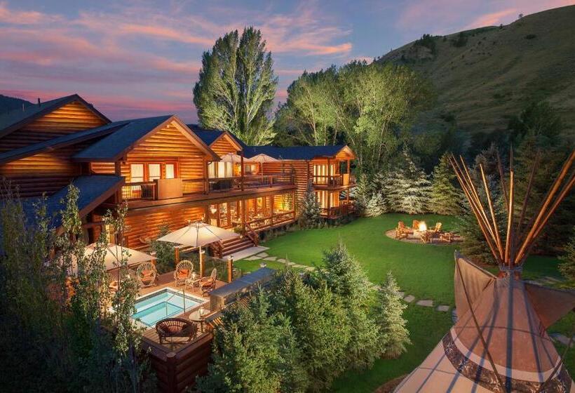 발코니가 있는 스위트, Rustic Inn Creekside