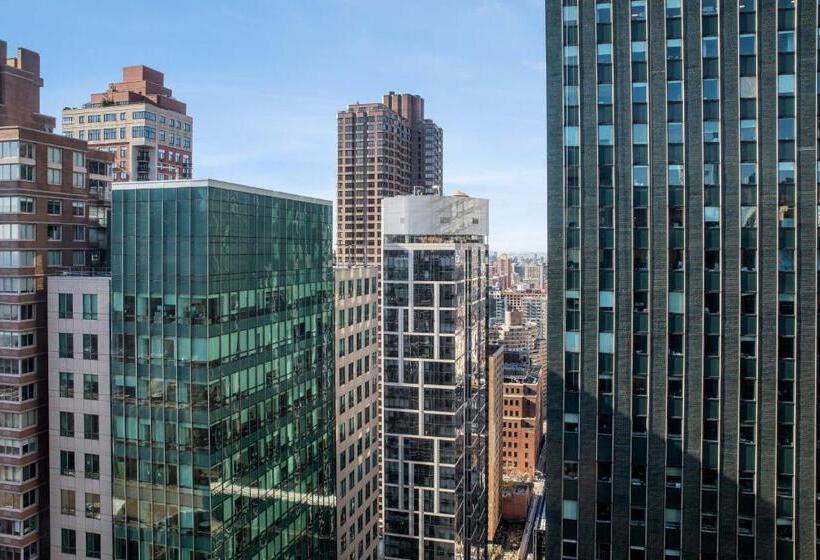 스탠다드 룸 킹사이즈 침대, The Westin New York Grand Central