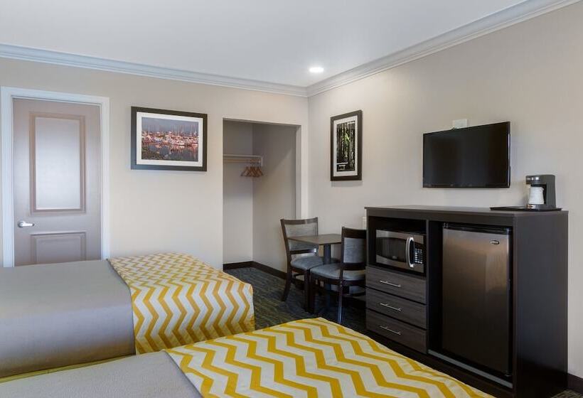Номер Стандарт 2 Двуспальные Кровати, Travelodge By Wyndham Eureka
